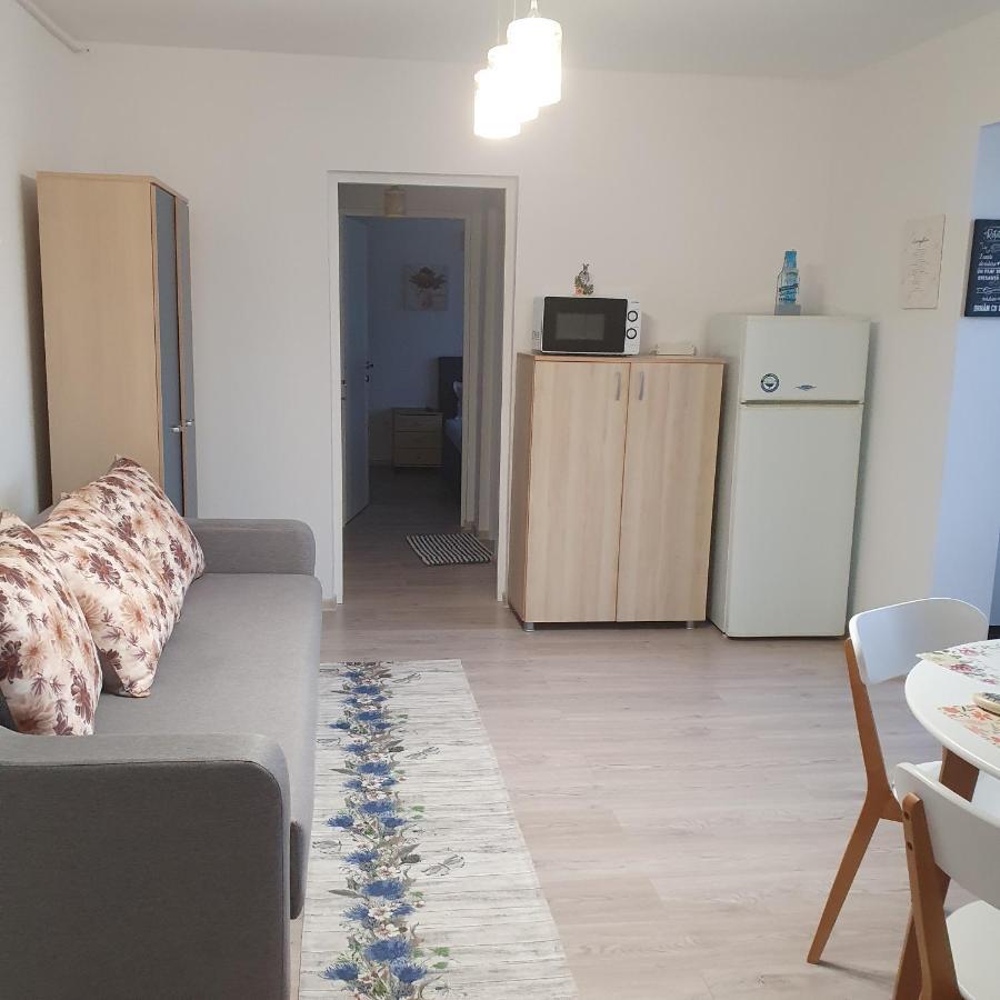Apartamento Sendy Orşova Exterior foto